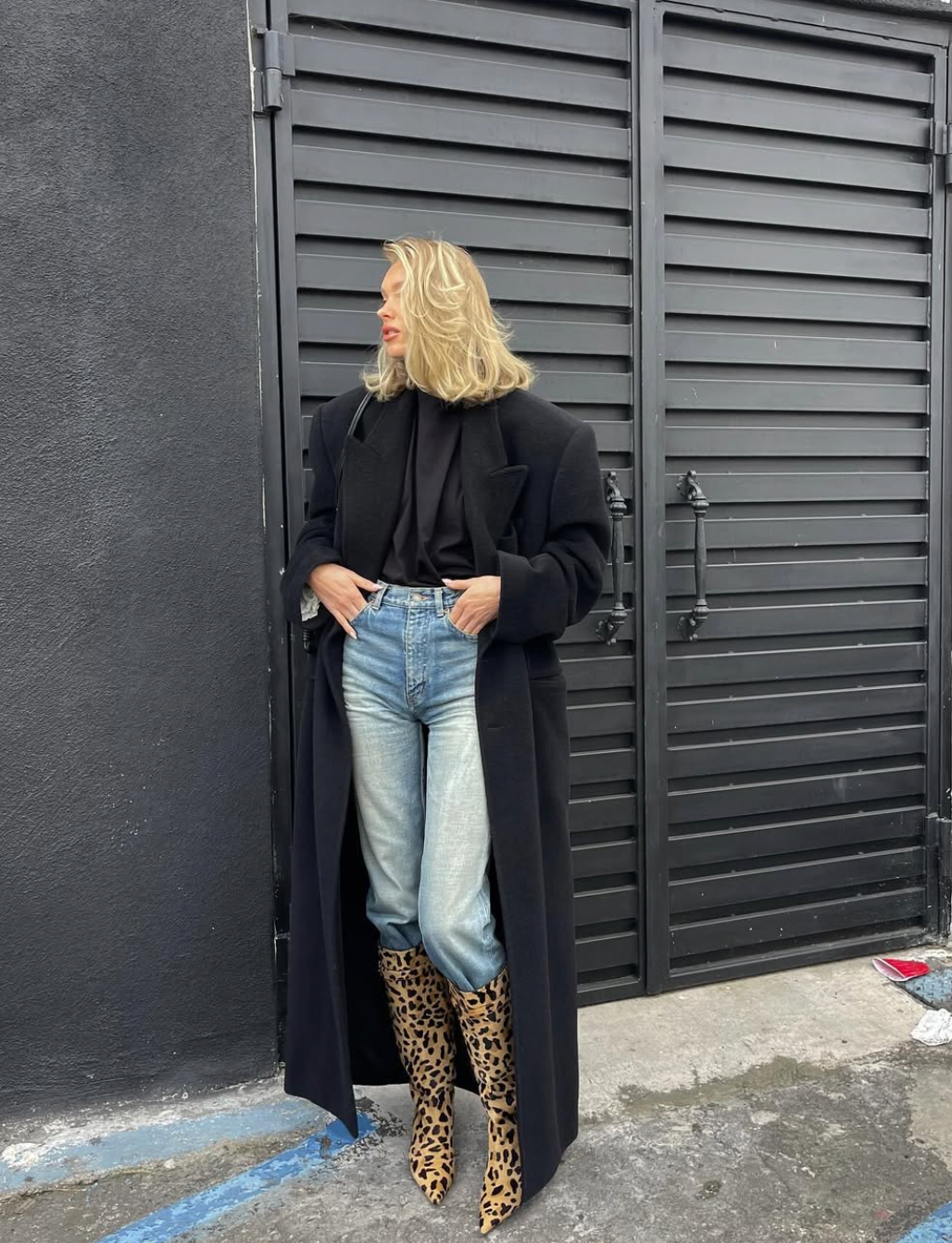 Na vánoční trhy, do práce, na večírek... Jak nosit kozačky pěti různými způsoby